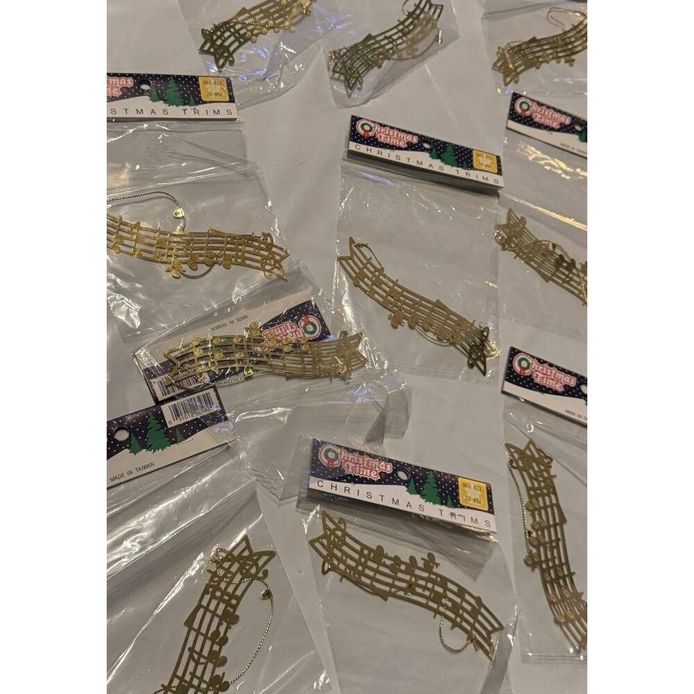 Lot of 10 Vintage Gold Metal Music Note Banner Ornaments Flexible NOS Taiwan